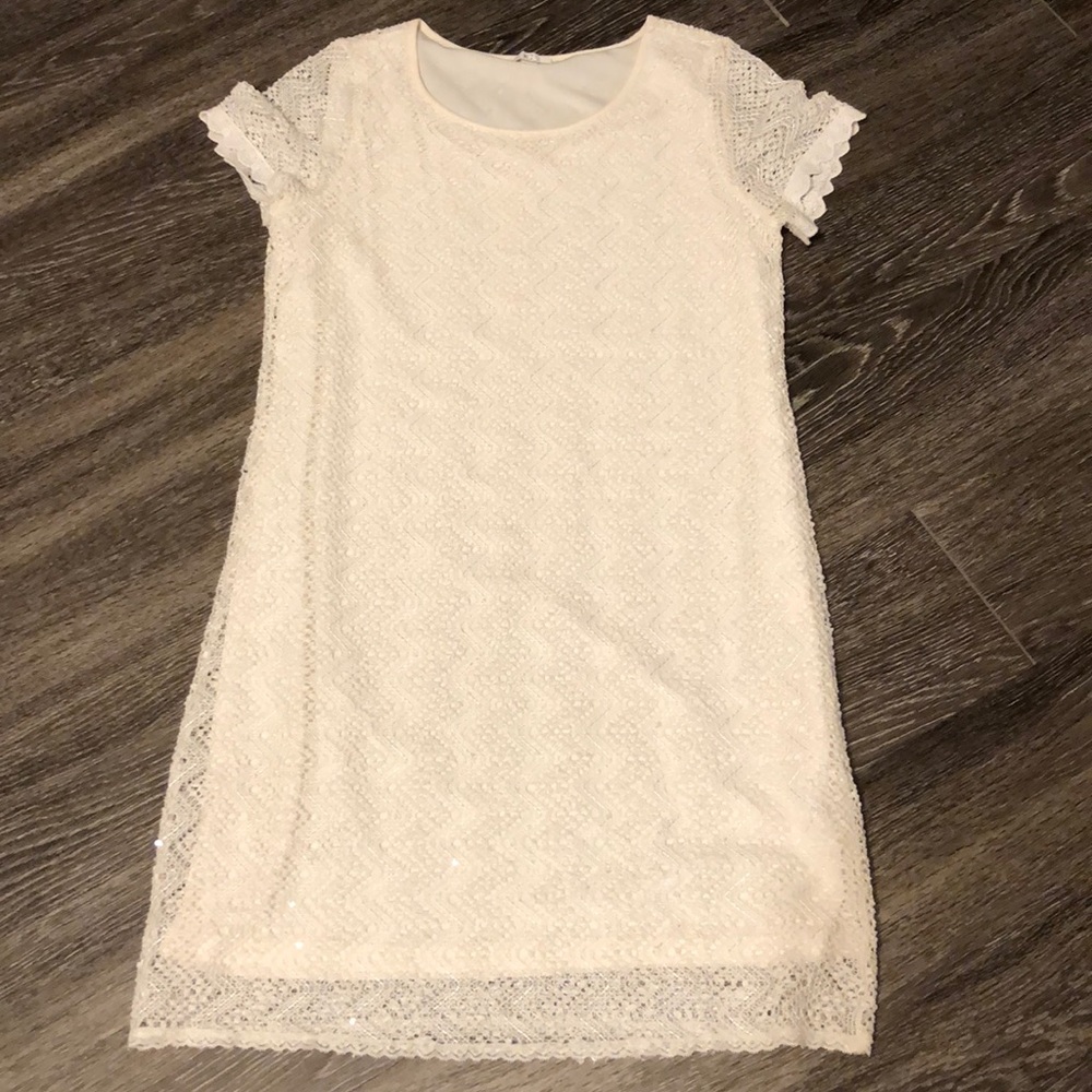 Gorgeous cream lace dress!